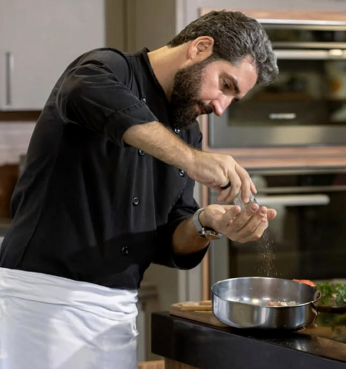 Chef Janaína em ação